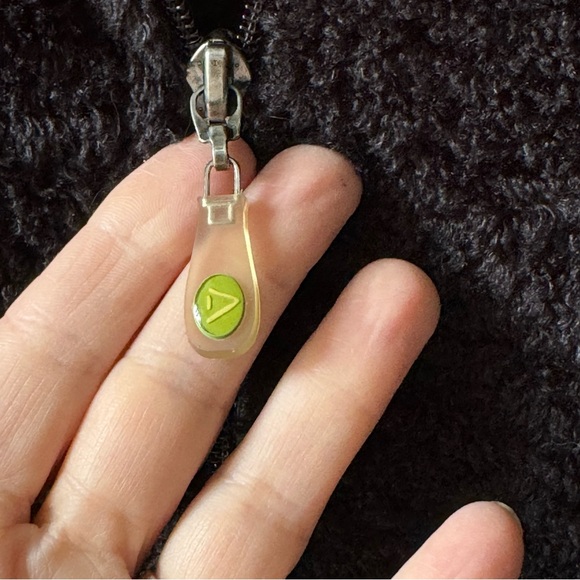 DAKINI silky-soft sherpa berber rich black fur vest - Picture 7 of 8